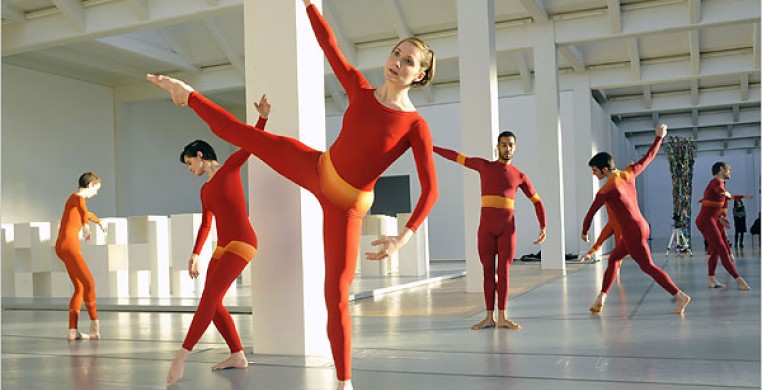 Andrea Weber (center) and fellow dancers of MCDC in DIA: Beacon Event. Photo by Stephanie Berger (2008). Photo courtesy of the Merce Cunningham Trust.