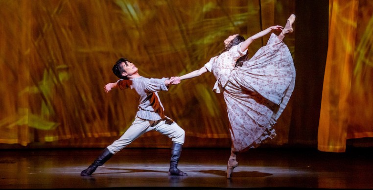 Yoshihisa Arai and Anais Bueno in Anna Karenina. Photography credit Cheryl Mann, courtesy of the Joffrey Ballet.
