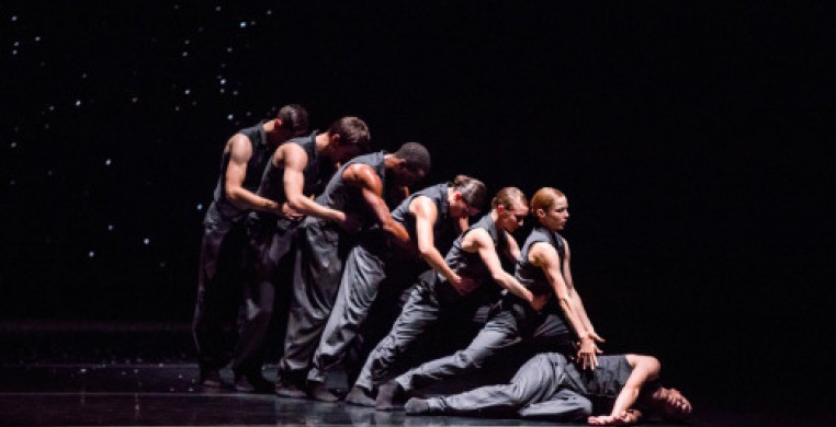 Dancing At The Harris: Hubbard Street in Crystal Pite's "Solo Echo"