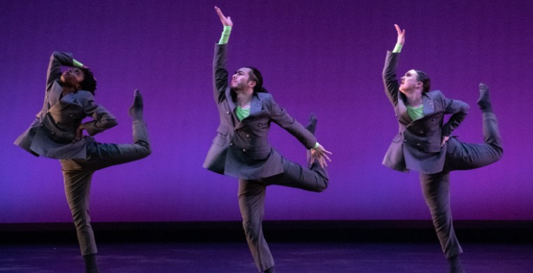 Review: South Chicago Dance Theatre celebrates their 5th Anniversary with  an evening of new work by some of Chicago's top choreographers