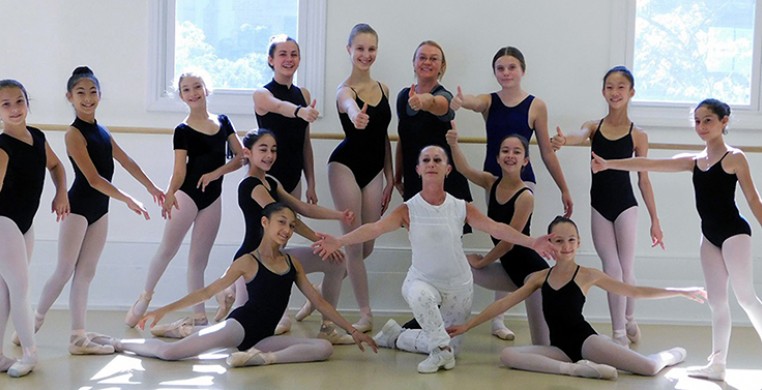 Class at Illinois Classical Ballet